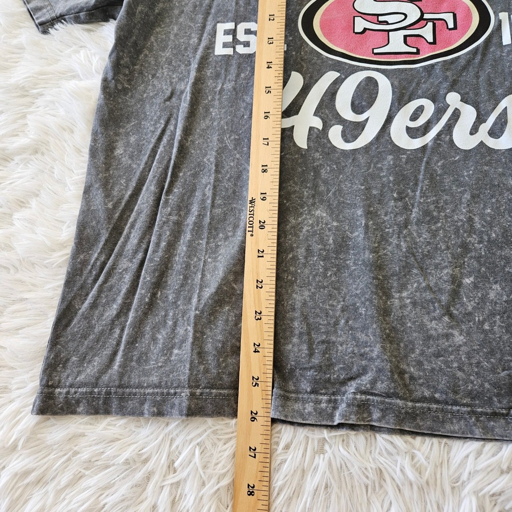 Gameday Couture San Francisco 49ers Mineral Wash Graphic T-Shirt Gray Sz L - Picture 5 of 7